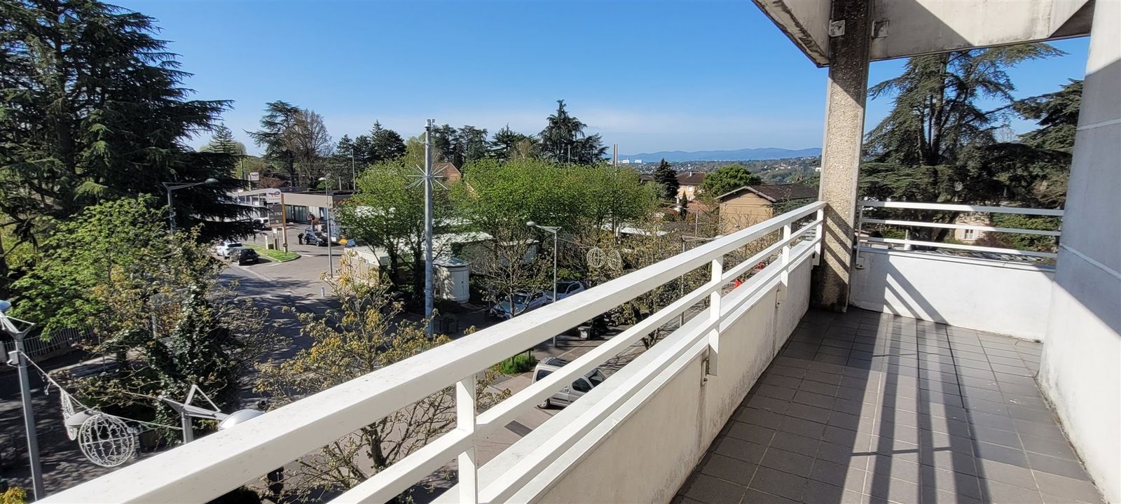 T3 de 67 m² avec grand balcon et vue dégagée sur les Monts