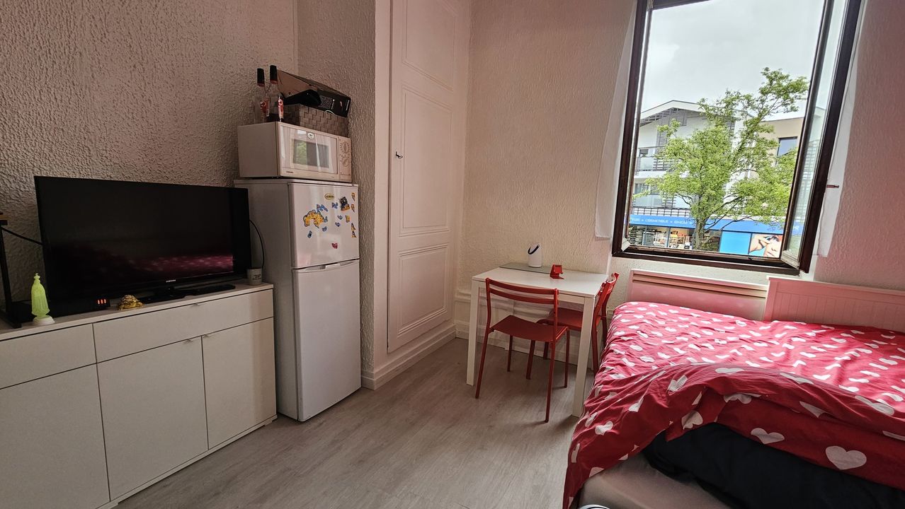 IDEAL INVESTISSEURS – STUDIO Plein centre ville de Caluire